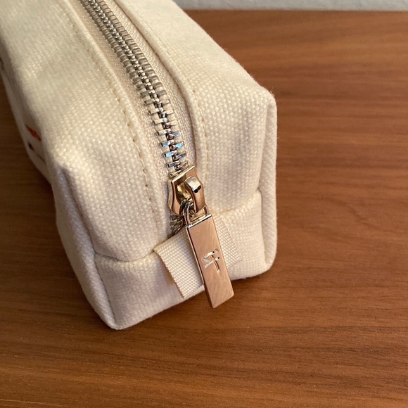 IT Cosmetics x Ana Jaks Makeup Bag Beautiful Together Small Canvas Zip Pouch - Picture 6 of 8